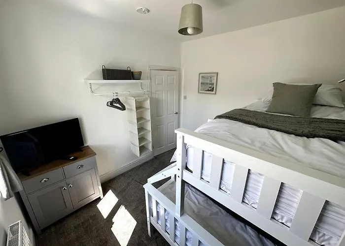Seaside Snug - Gorgeous 2 Bed Seaside Bungalow